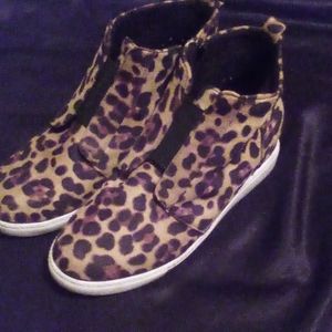 Leapoard print casual shoes